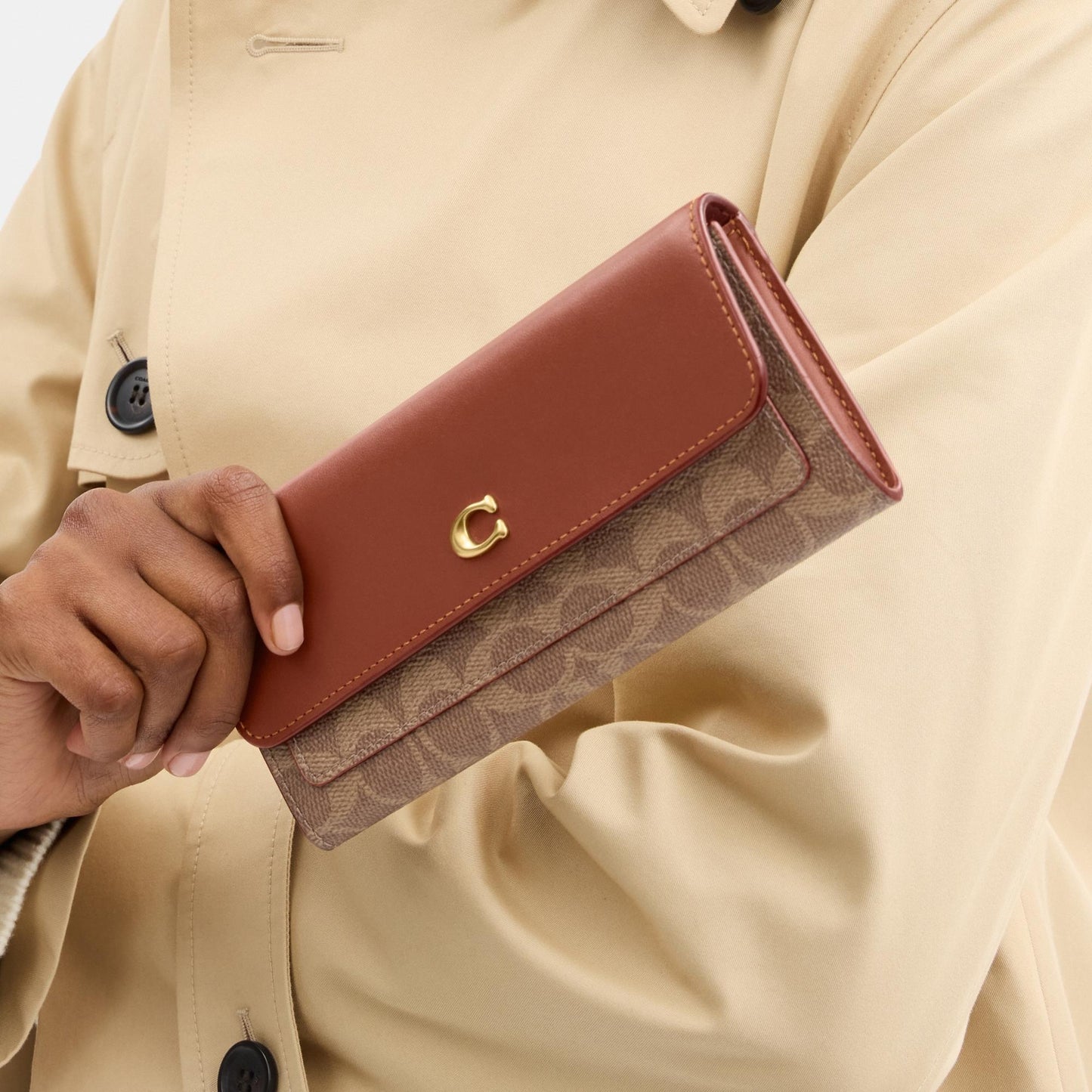 CAT55-Mila Long Flap Wallet in Signature Canvas-B4/Tan Caramel