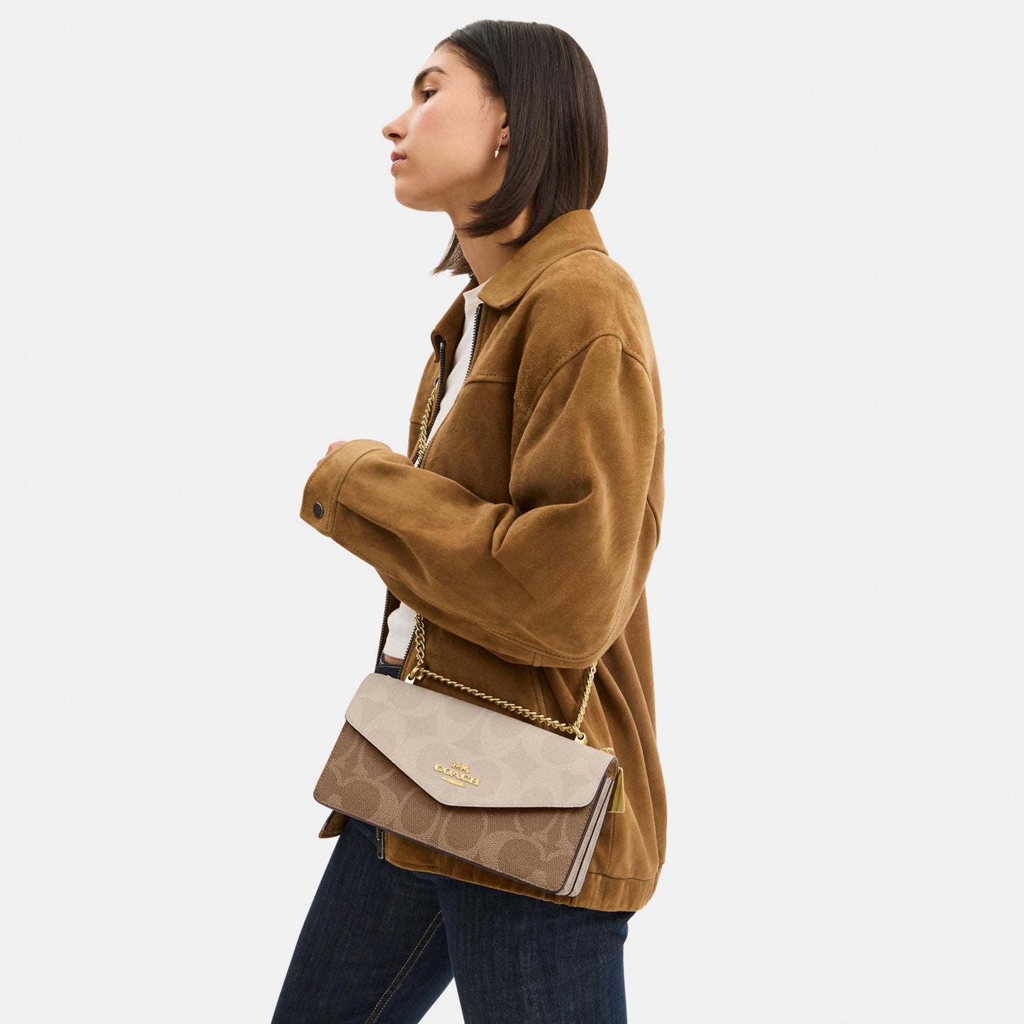 CBI99-Klare Envelope Crossbody Bag In Blocked Signature Canvas-Im/Sand/Tan