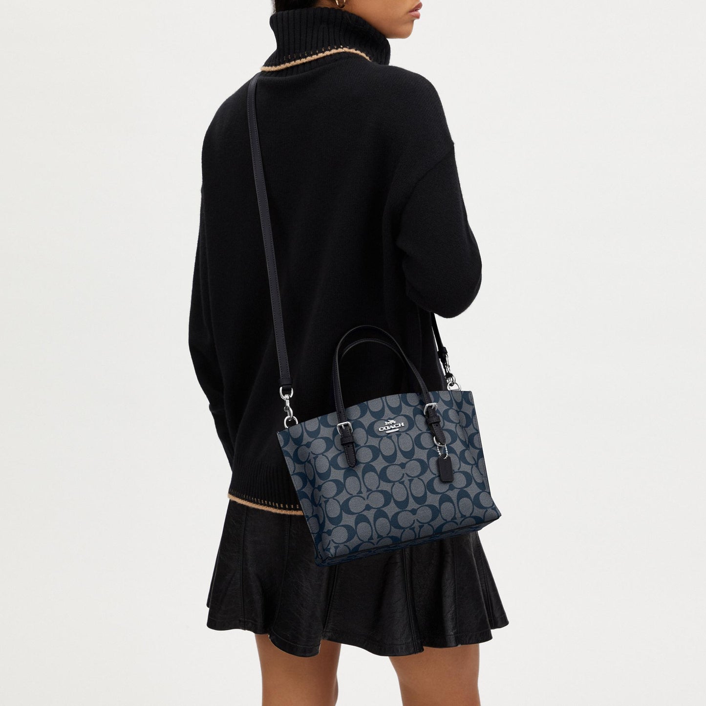 C4250-Mollie Tote 25 In Signature Canvas-Sv/Denim/Midnight Navy