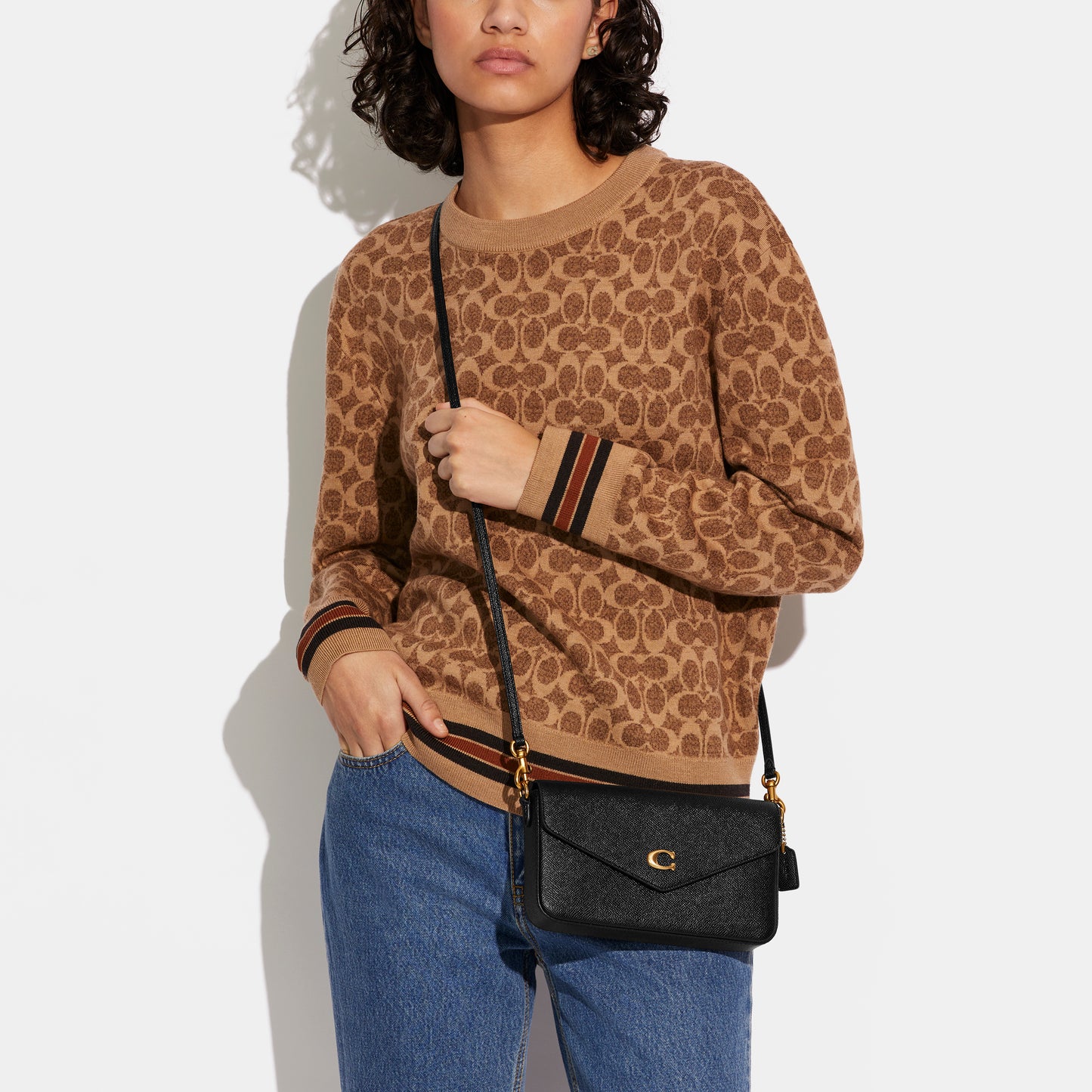 C8439-Wyn Crossbody-B4/Black