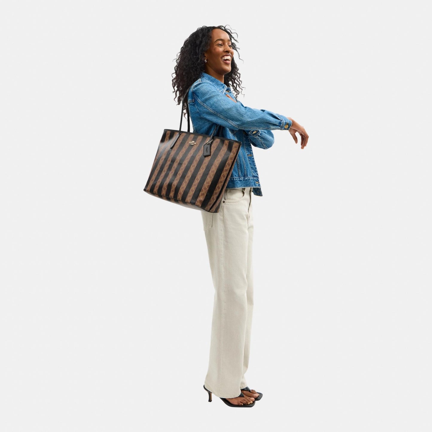 CBI03-Large City Tote Bag In Signature Canvas With Stripe-Im/Walnut/Tan