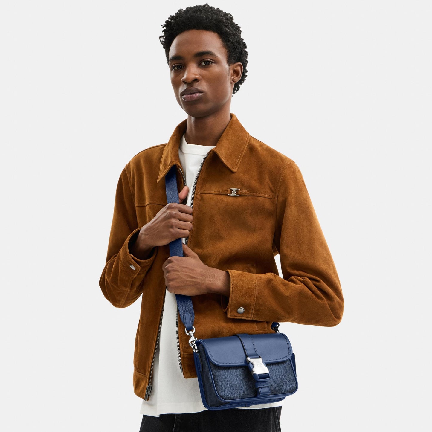 CBJ21-League Crossbody In Mixed Signature Canvas-Denim/Deep Blue