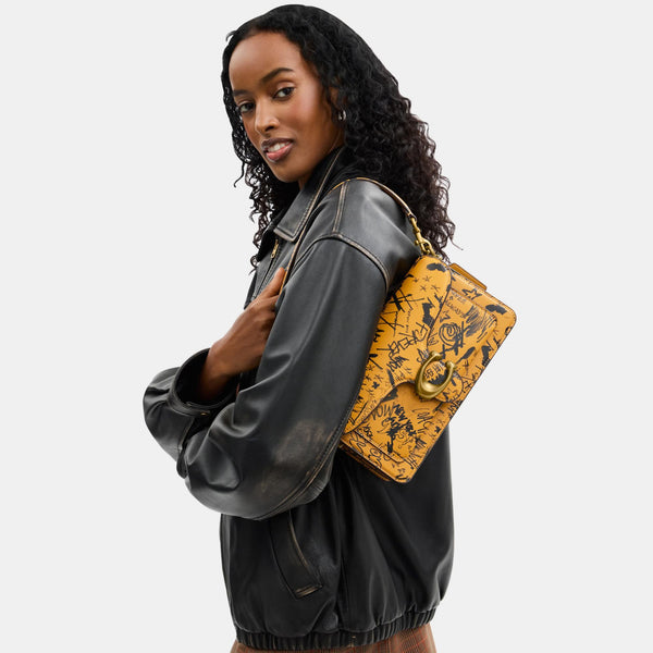 Tabby Shoulder Bag 26 With Graffiti Print