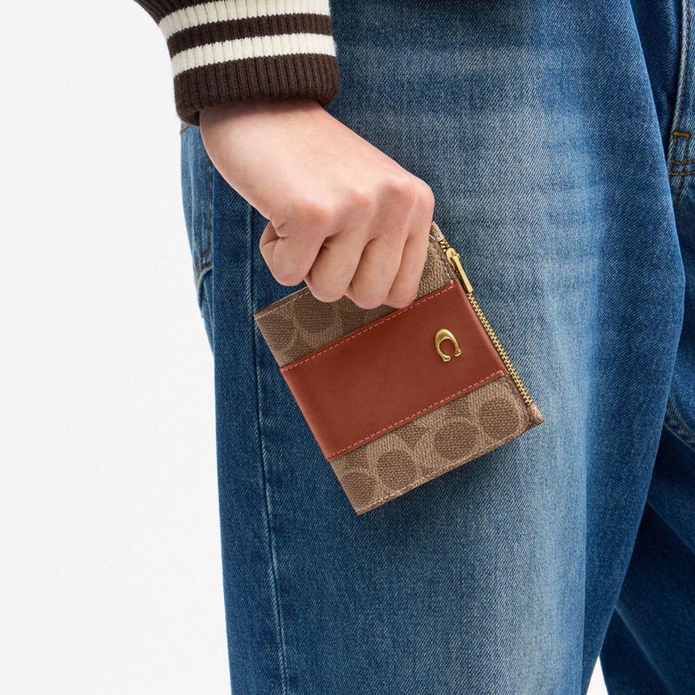 CFY62-Essential Slim Billfold Wallet in Signature Upcraftedleather-B4/Tan Caramel