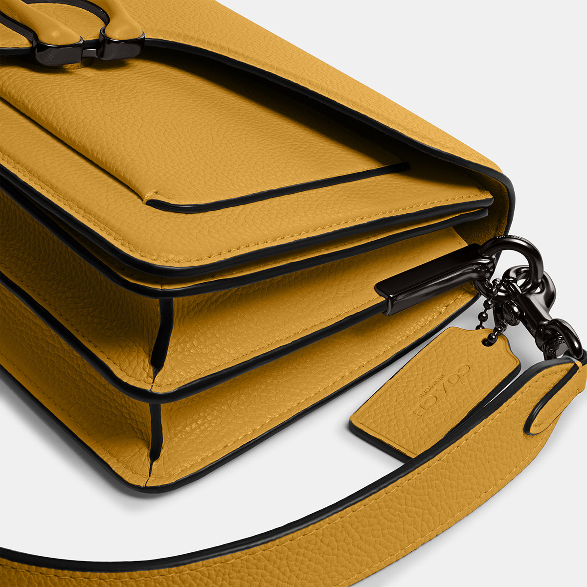 CH735-Tabby Shoulder Bag 26-V5/Yellow Gold