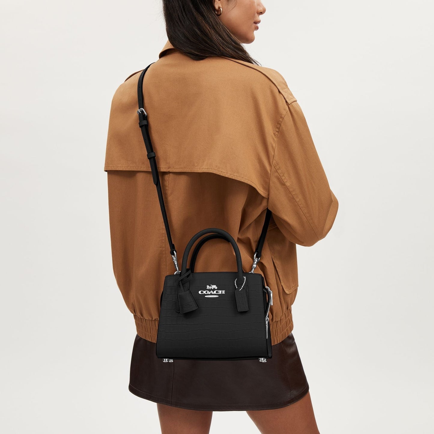 CR105-Andrea Carryall