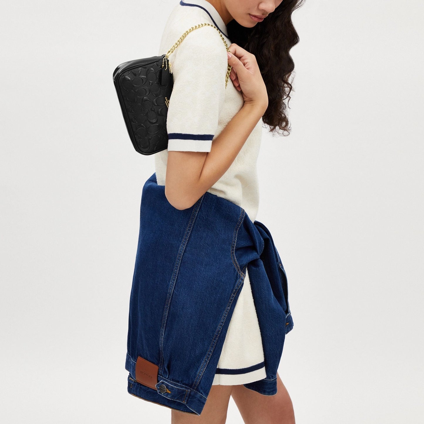 CV419-Nolita 19 In Signature Leather-Im/Black