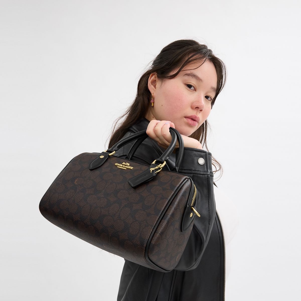 CV961-ROWAN SATCHEL BAG IN SIGNATURE CANVAS-IM/Walnut/Black