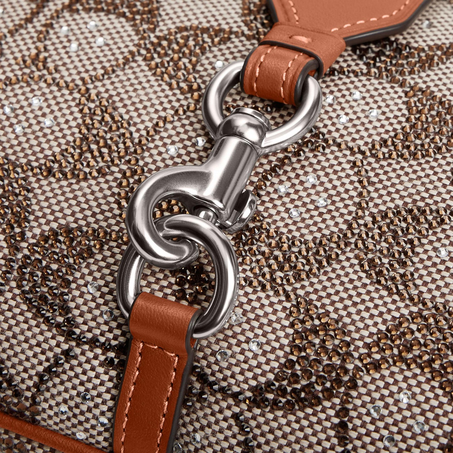 CW654-Hamptons Hobo Aus Signature-Jacquard Mit Kristallen-Lh/Burnished Amber