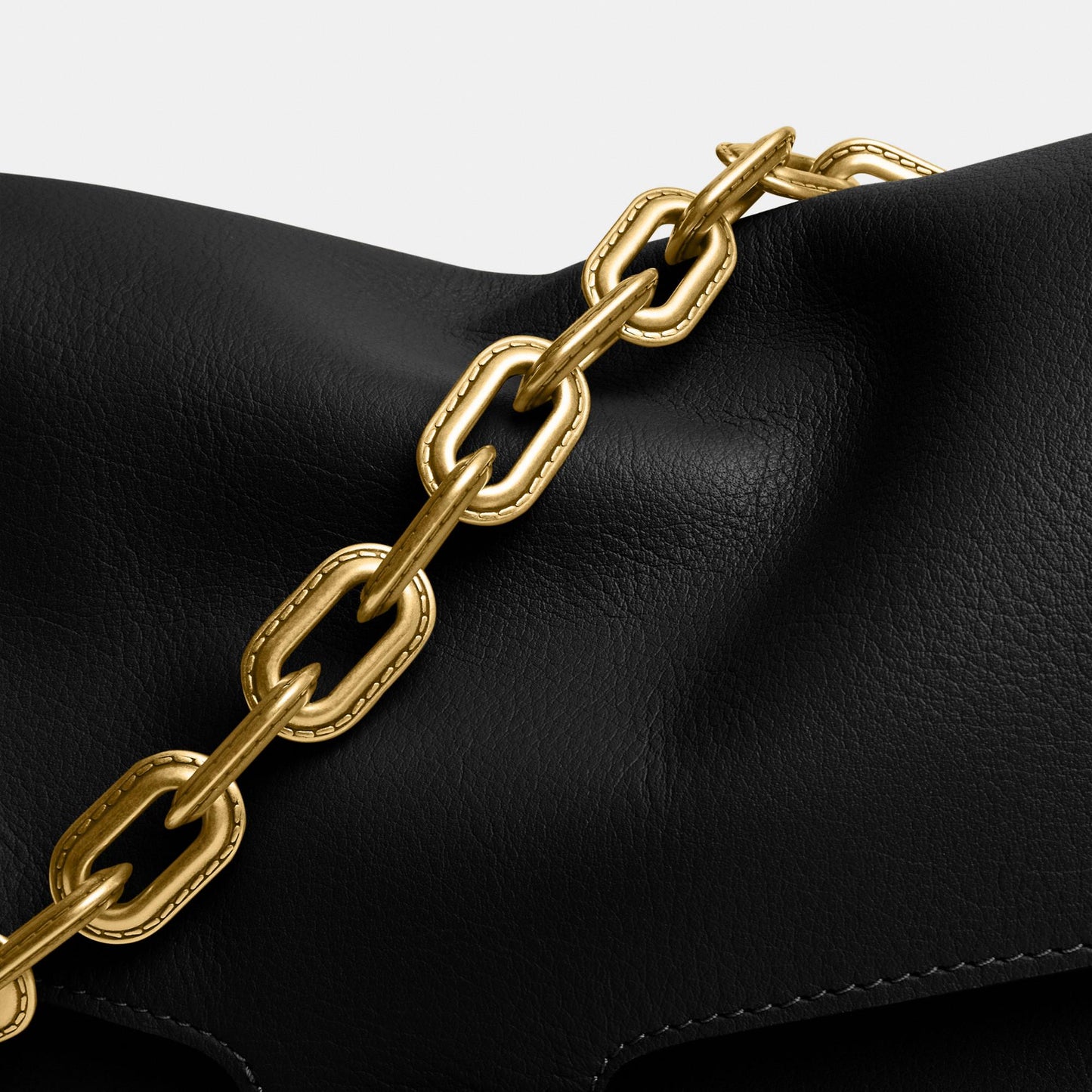 CY920-CHAIN TABBY SHOULDER BAG 30-B4/BLACK