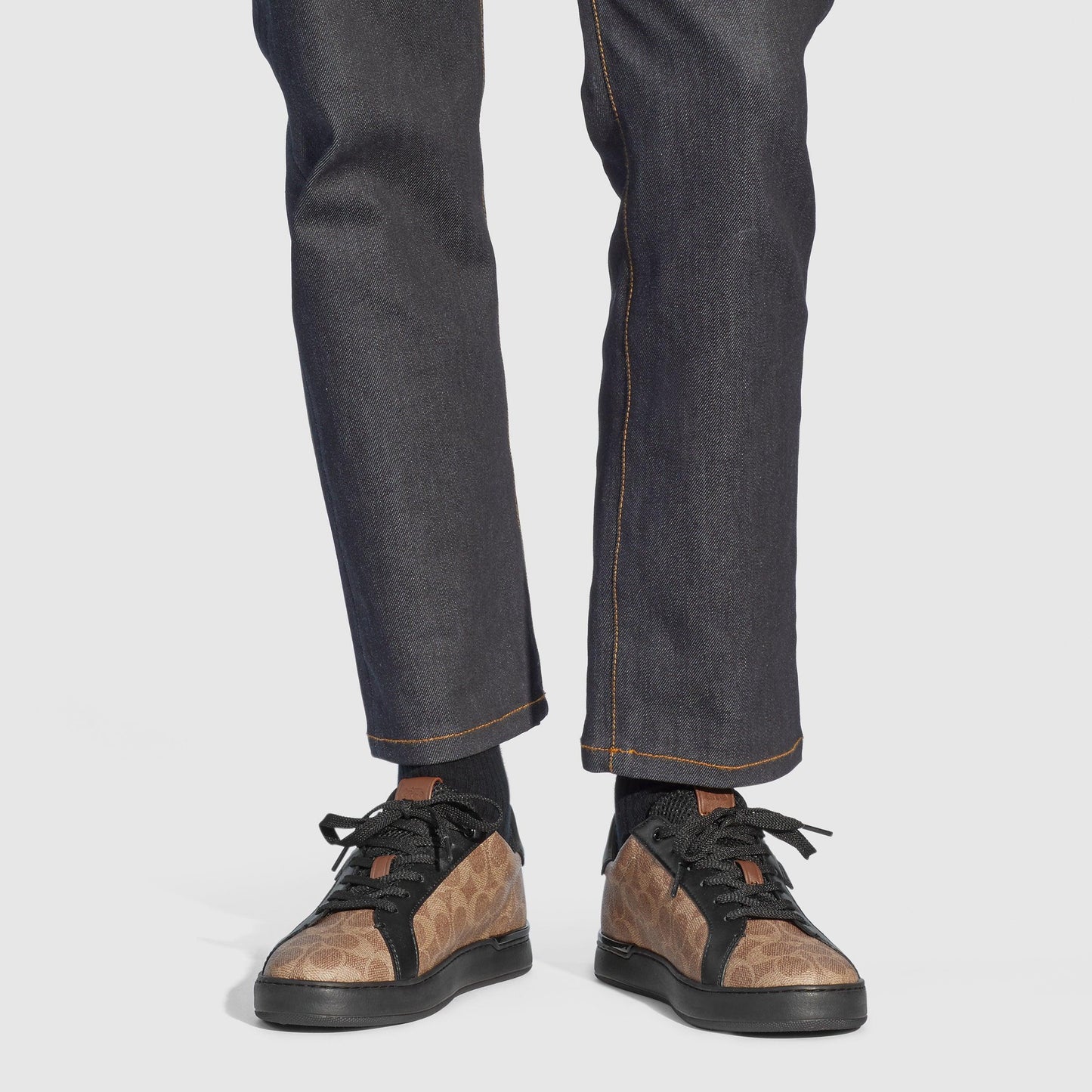 Lowline Low Top Sneaker - COACH Saudi Arabia Official Site