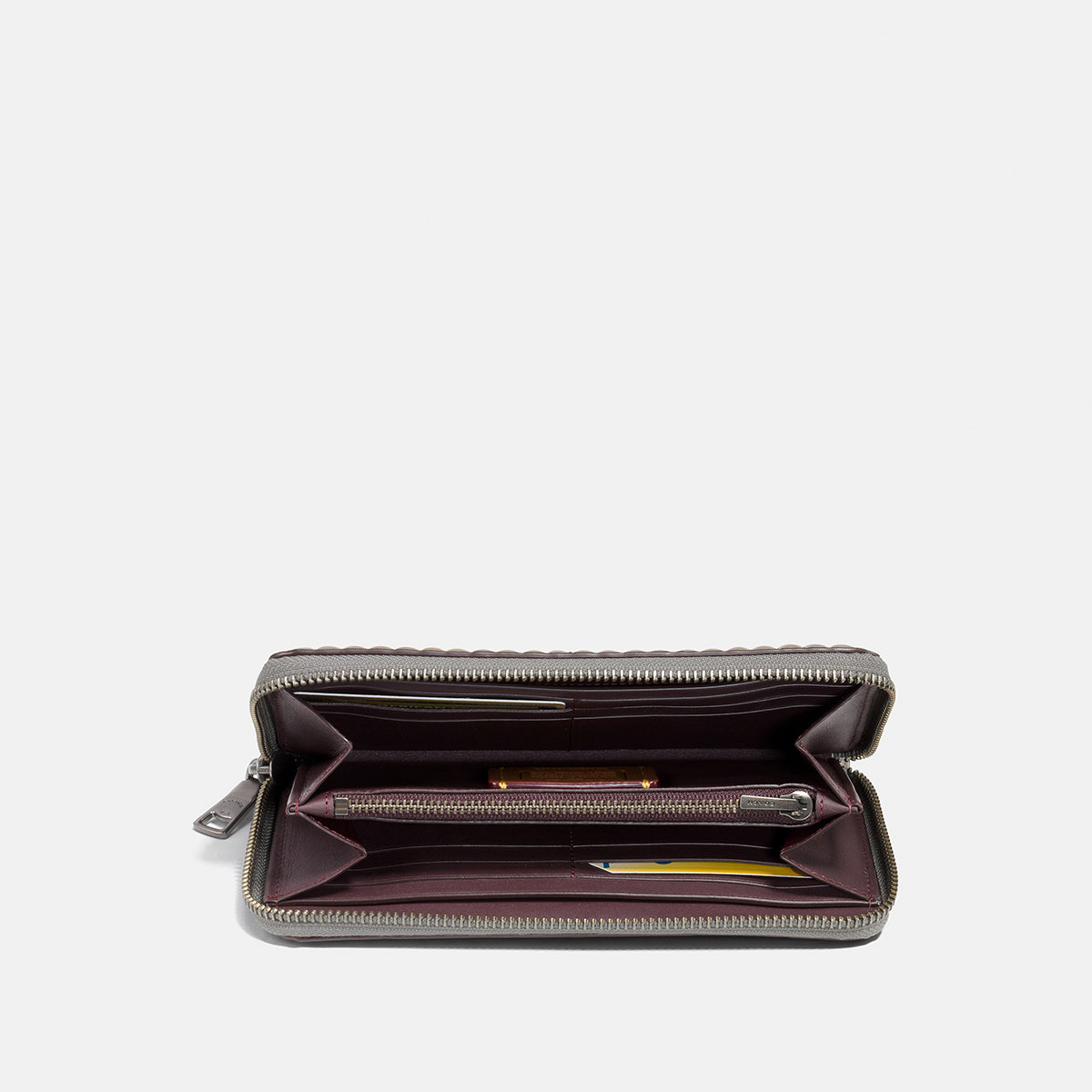 Accordion Zip Wallet With Quilting Leather and Rivets