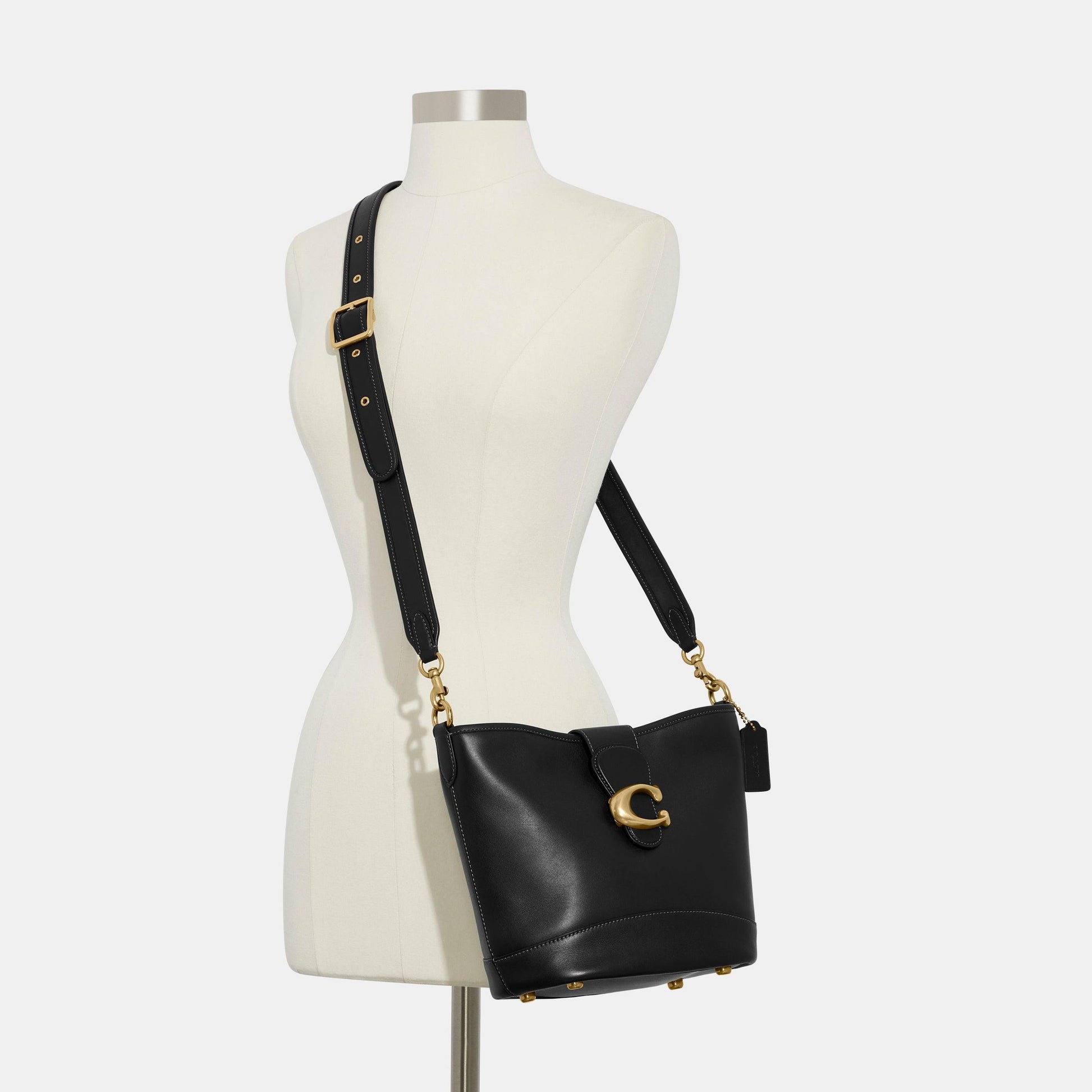 Tali Bucket Bag - COACH Saudi Arabia Official Site