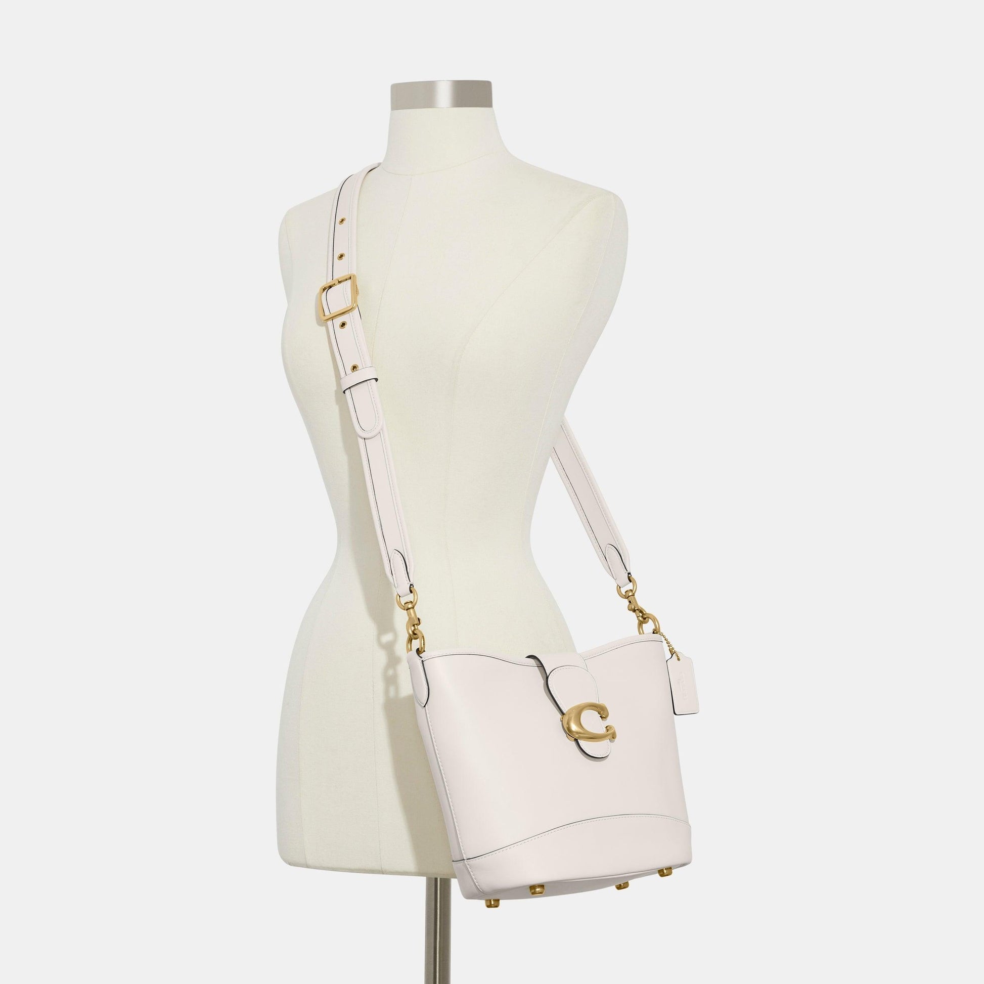 Tali Bucket Bag - COACH Saudi Arabia Official Site