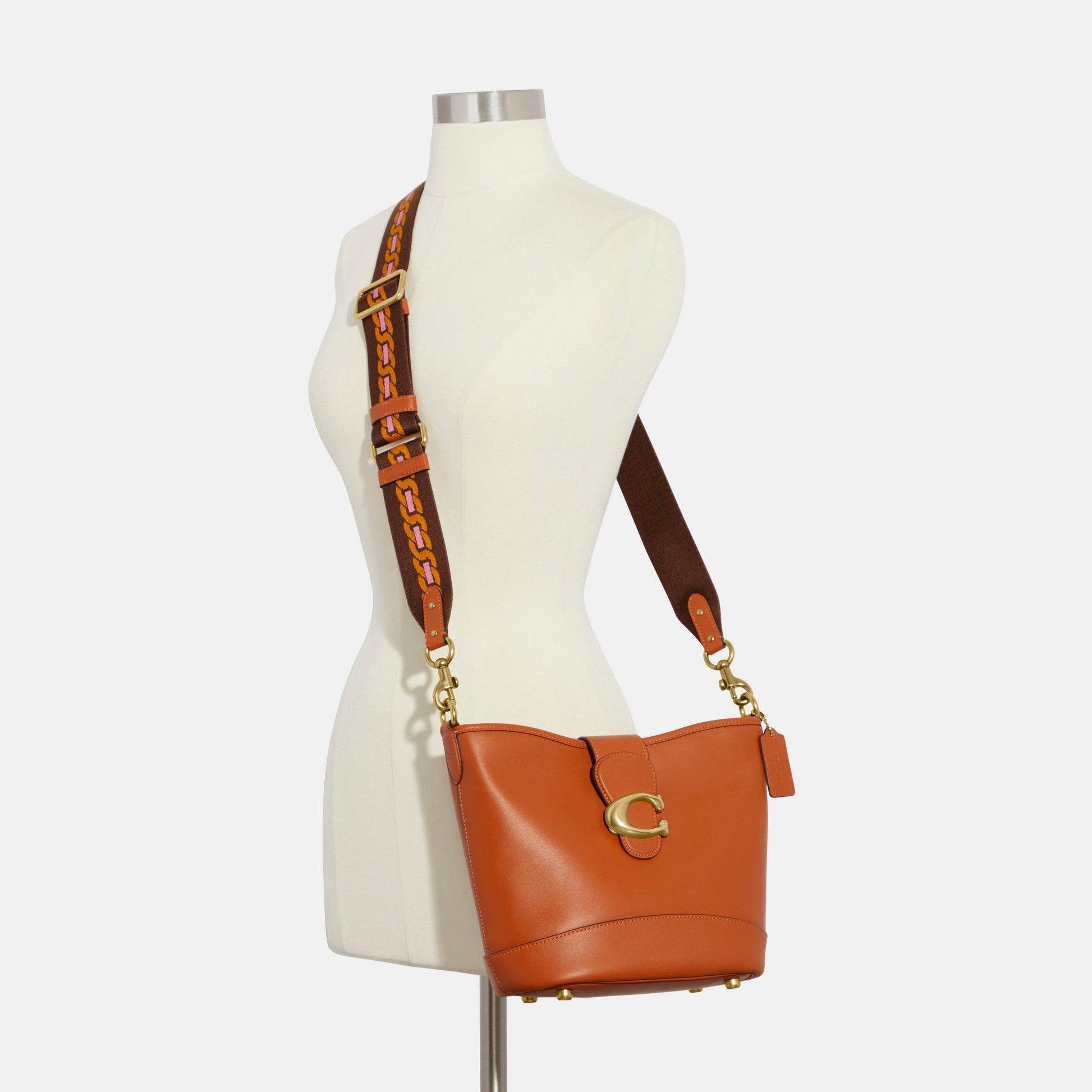 Tali Bucket Bag - COACH Saudi Arabia Official Site