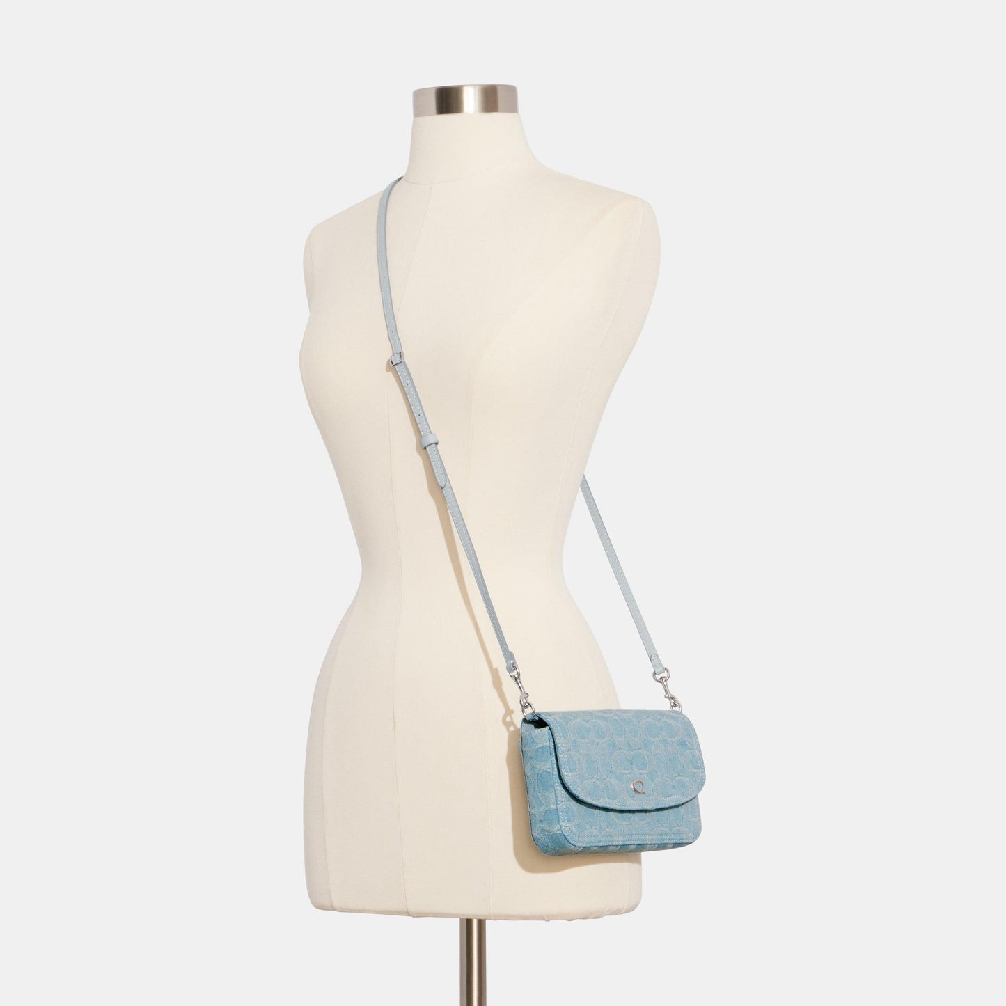 Hayden Crossbody In Signature Denim-CK372-Lh/Pale Blue