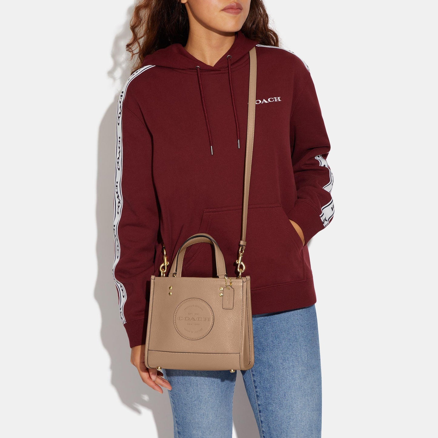 C5268-Dempsey Tote 22 With Coach Patch-IM/Taupe