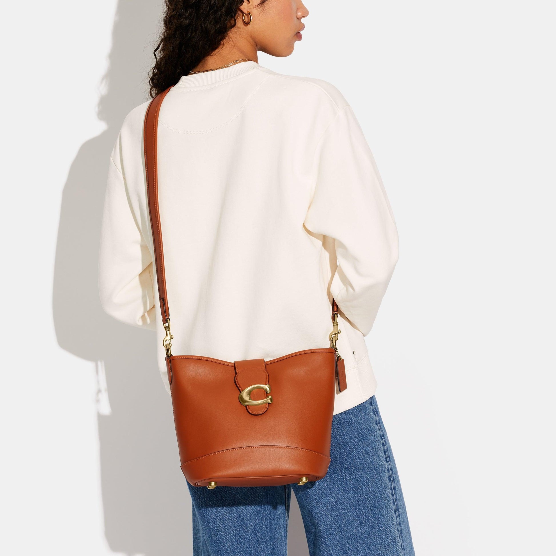 Tali Bucket Bag - COACH Saudi Arabia Official Site