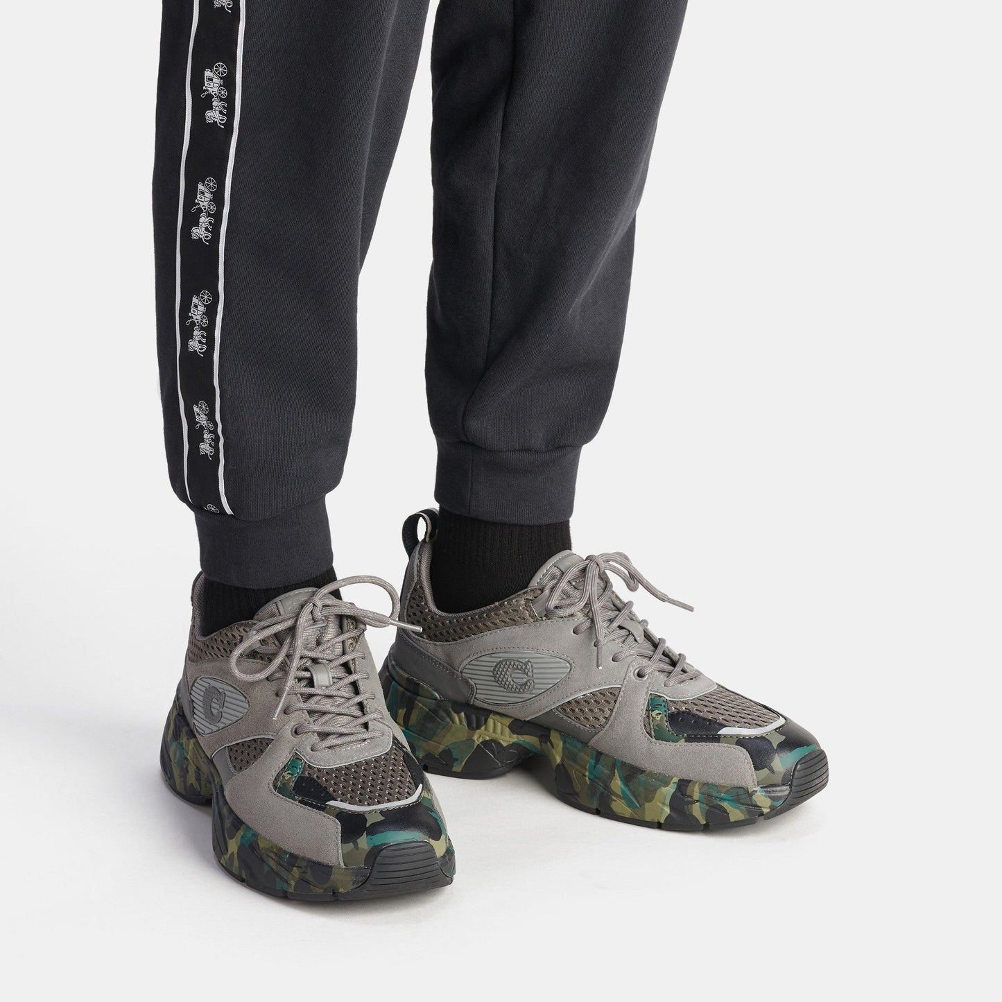 Tech Runner With Camo Print - COACH Saudi Arabia Official Site