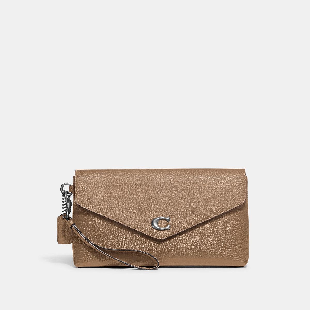 Wyn Clutch - COACH Saudi Arabia Official Site