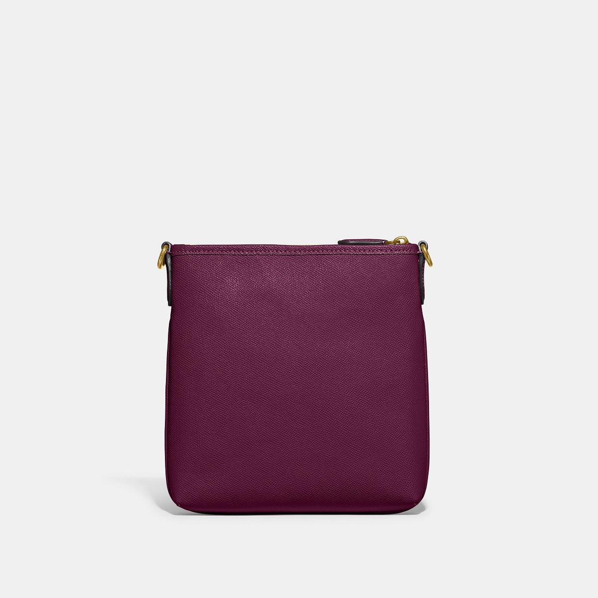 Kitt Messenger Crossbody - COACH Saudi Arabia Official Site
