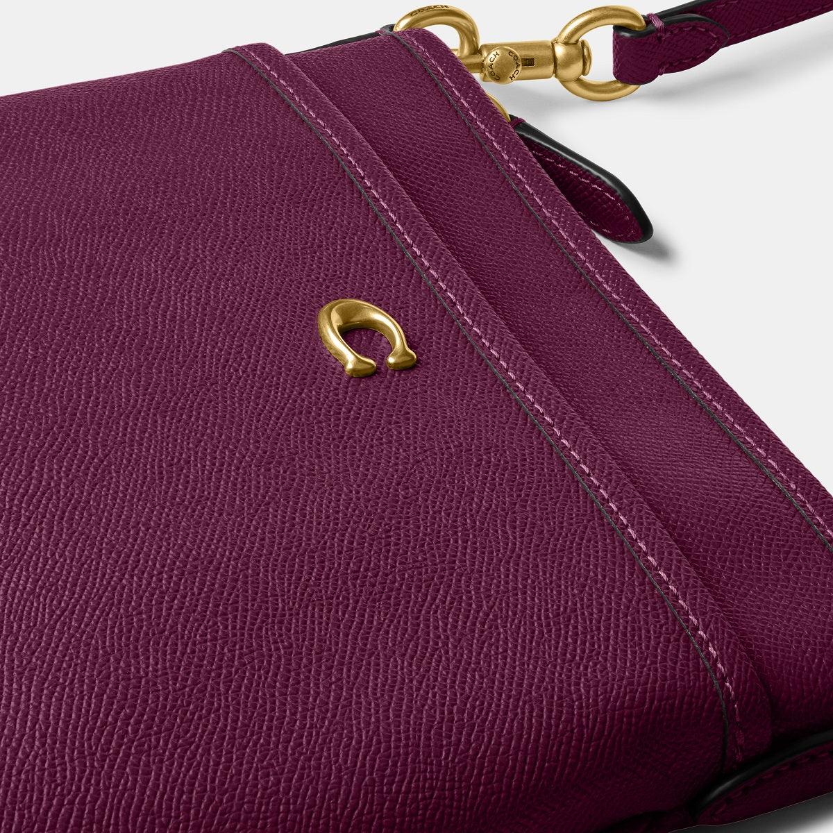 Kitt Messenger Crossbody - COACH Saudi Arabia Official Site