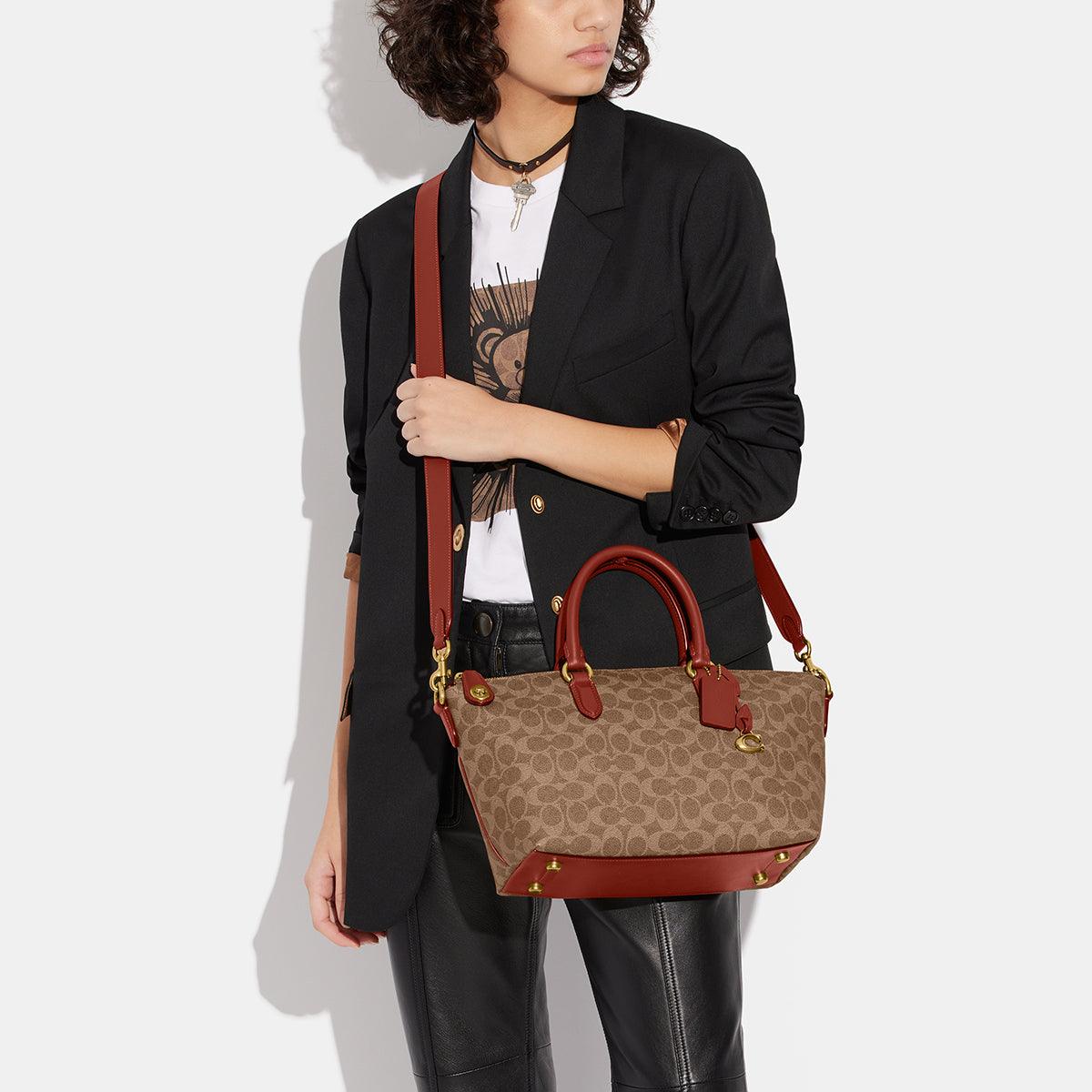 Cara Satchel In Signature Canvas - COACH Saudi Arabia Official Site