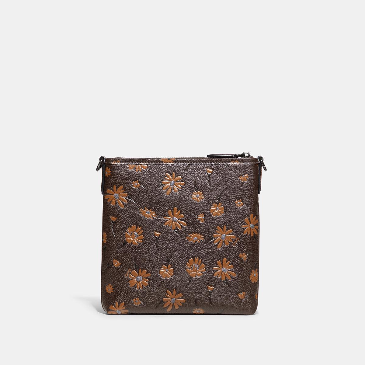 Kitt Messenger With Floral Print - COACH Saudi Arabia Official Site