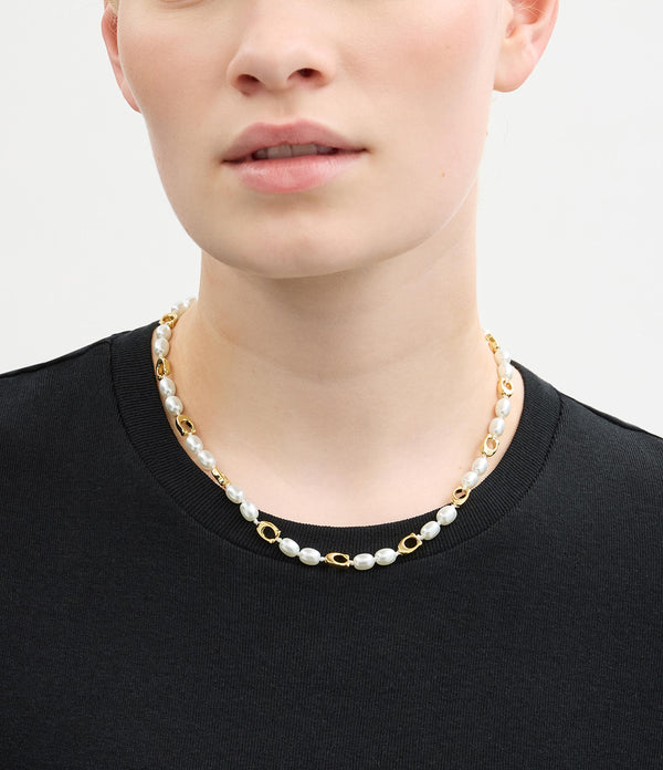 Signature Heritage Pearl Collar Necklace
