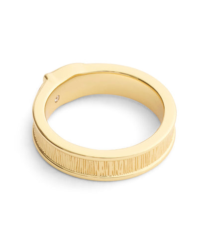37541377GLD-Signature C Buckle Band Ring-Gold