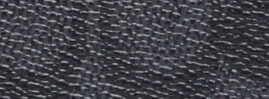 متعدد الألوان