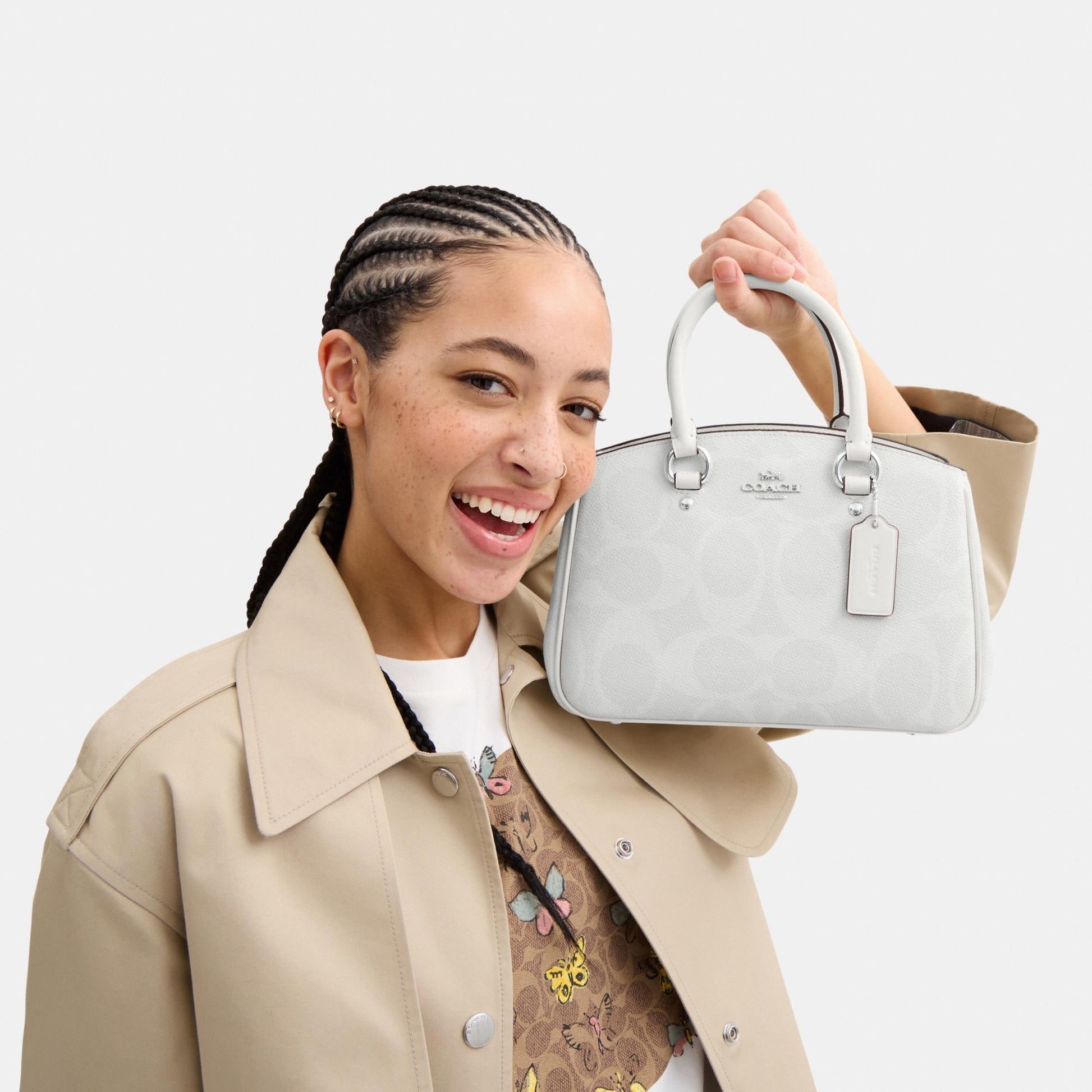 CAL53-Savannah Small Carryall Bag in Signature Canvas-Sv/White/Chalk