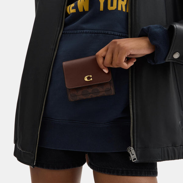 Mila Small Flap Wallet In Signature Canvas