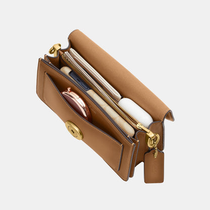 حقيبة كتف "تابي 20" من الجلد المدبوغ اللامع