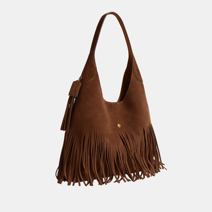 حقيبة كتف "بروكلين 39" من الشامواه مزينة بشرّابات 