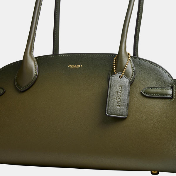 حقيبة كاريال " إمباير 34" من الجلد الطبيعي المحبّب بتأثير لامع