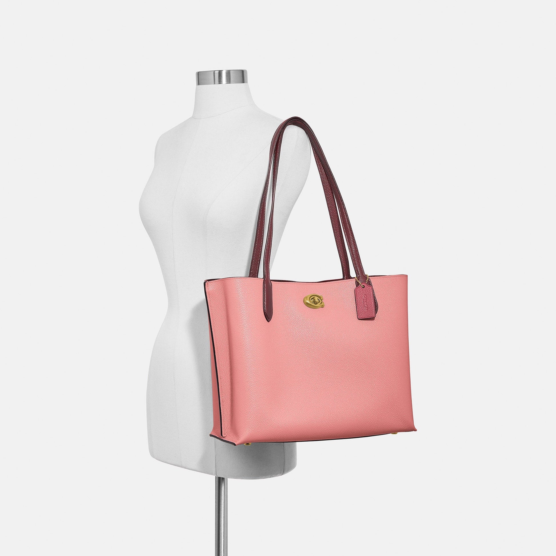 C0692-Willow Tote In Colorblock With Signature Canvas Interior