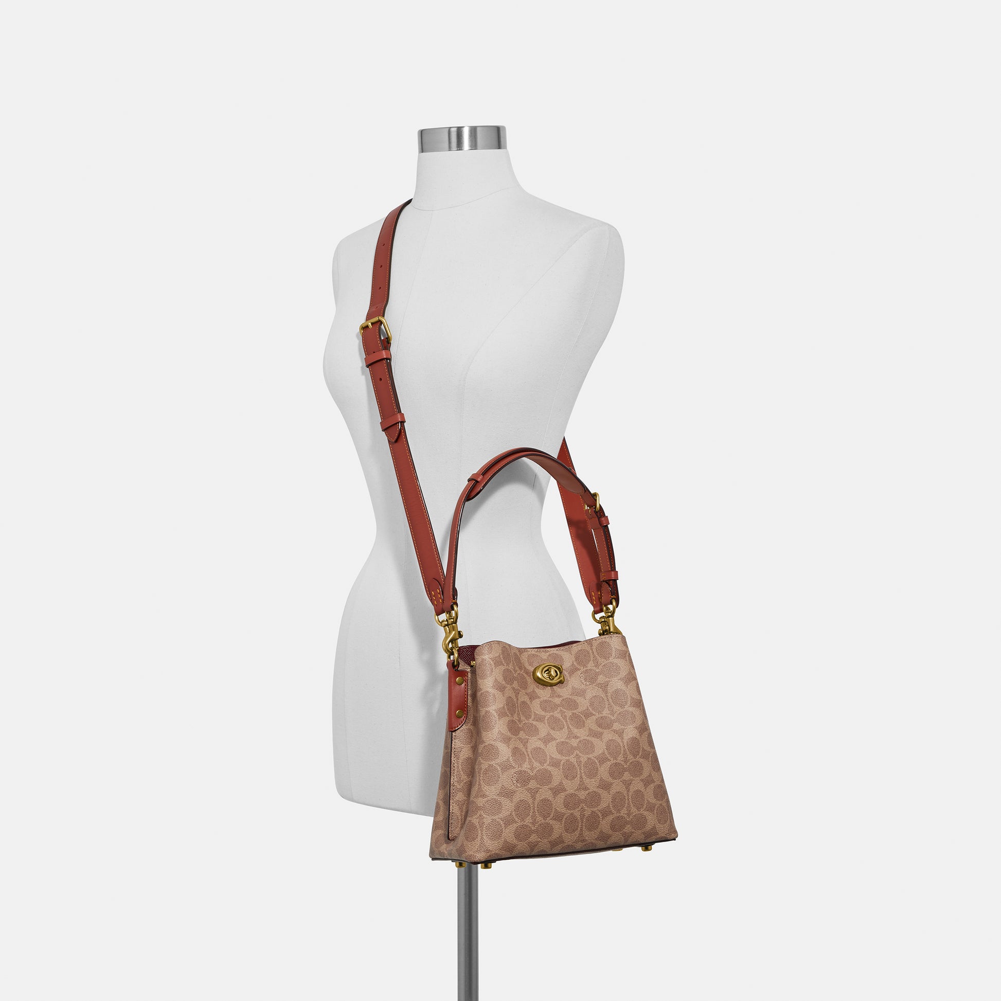 C3890-Willow Bucket Bag In Signature Canvas-B4/Tan Rust