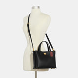 C8869-Willow Tote 24-B4/Black