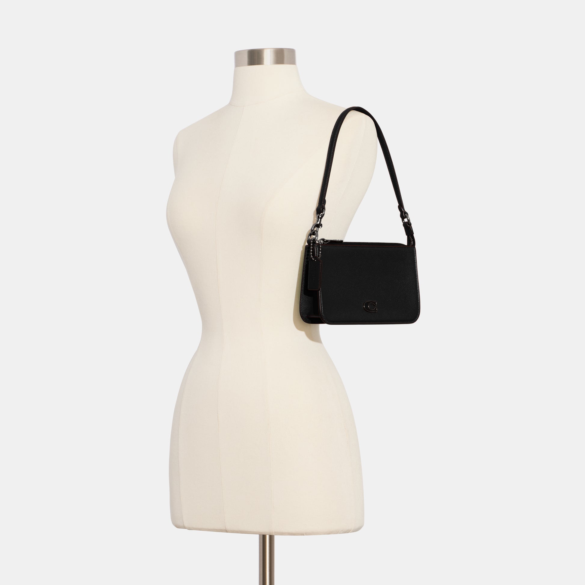 CJ797-Pouch Bag With Signature Canvas Interior-Black