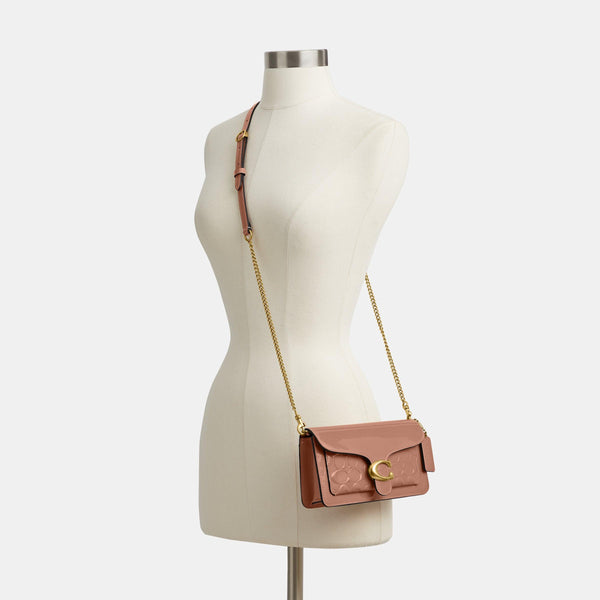 Tabby Chain Clutch In Signature Leather