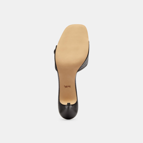 Margot Sandal
