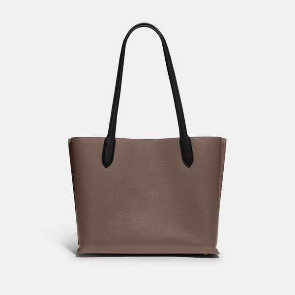 حقيبة "ويلو توت Willow Tote" بألوان مُغايرة و مبطنة بقماش يحمل نقشة ماركة كوتش