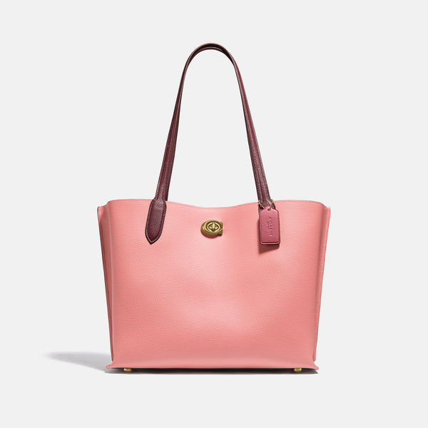 حقيبة "ويلو توت Willow Tote" بألوان مُغايرة و مبطنة بقماش يحمل نقشة ماركة كوتش