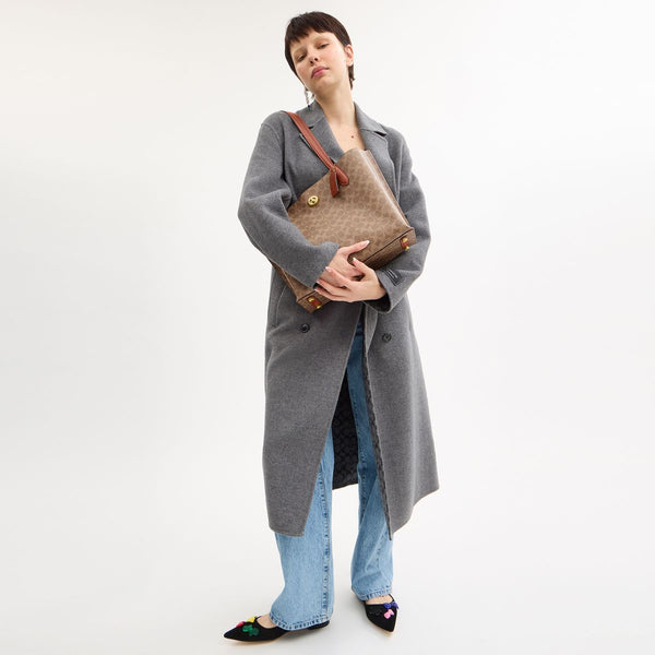 Willow Tote Bag In Signature Canvas