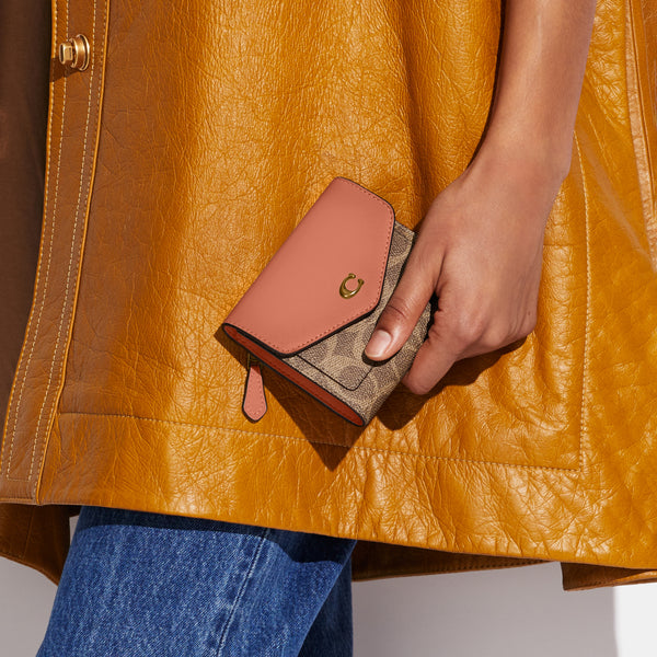 Colorblock Coated Canvas Signature Wyn Small Wallet