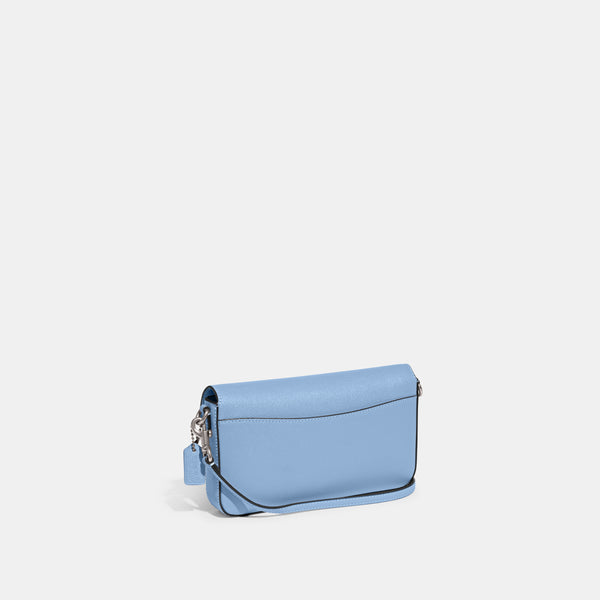 Wyn Crossbody