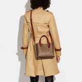 C8562-WILLOW TOTE BAG 24 IN SIGNATURE CANVAS-B4/Tan Rust