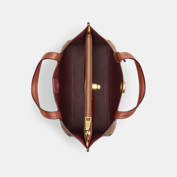 حقيبة "ويلو توت 24 Willow Tote" من القماش بنقشة ماركة كوتش