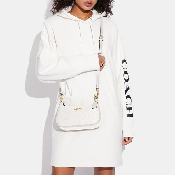 Teri Shoulder Bag In Signature Canvas